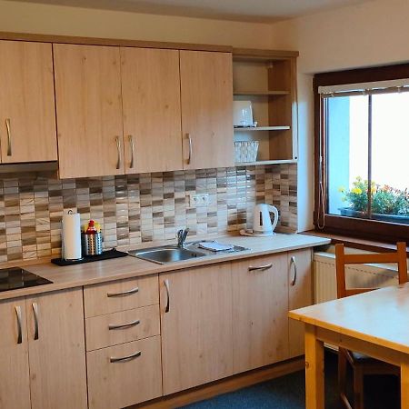 Apartmany Na Namesti Boží Dar Εξωτερικό φωτογραφία