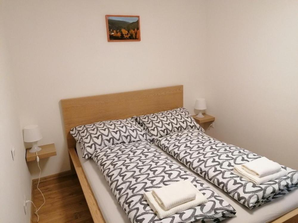 Apartmany Na Namesti Boží Dar Εξωτερικό φωτογραφία